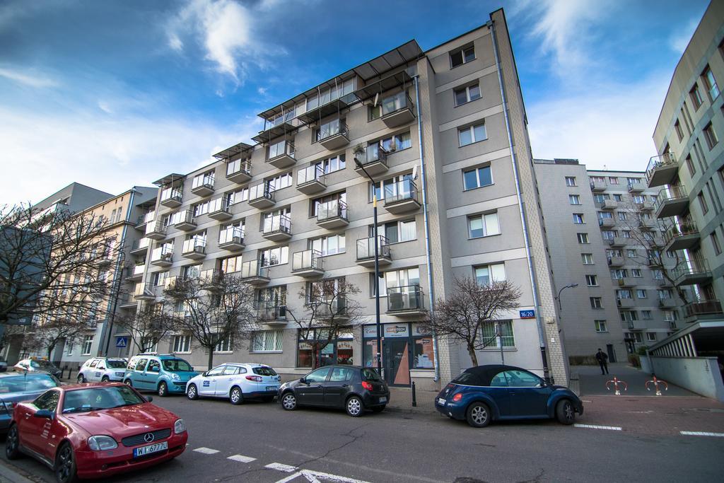 The White Apartment Warszawa Exteriör bild