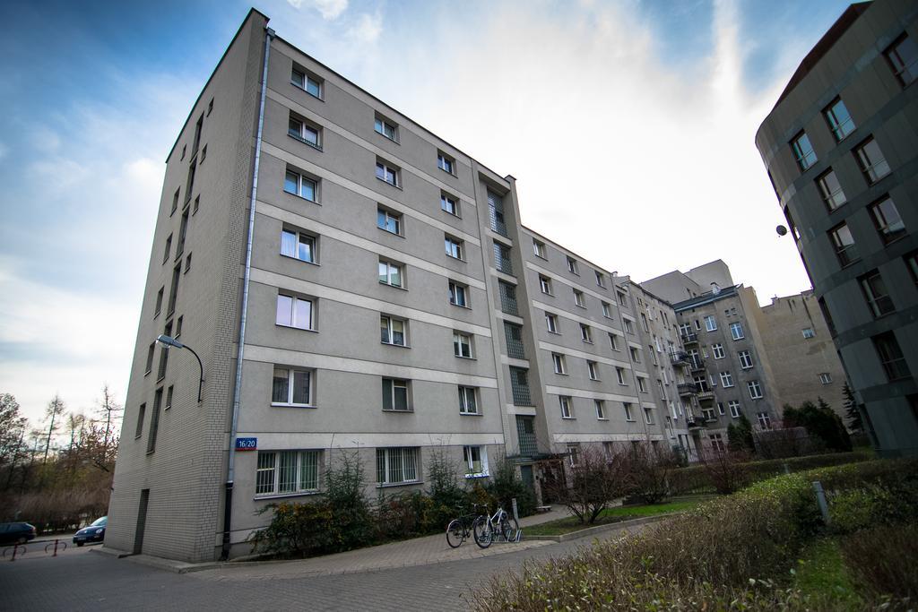 The White Apartment Warszawa Exteriör bild